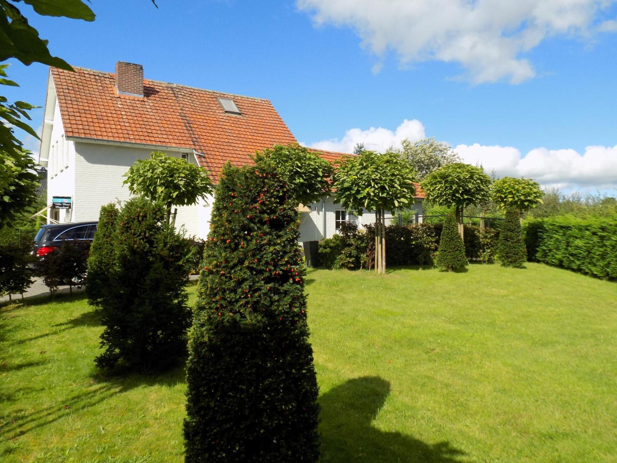 Villa Mooi Maasland Maaseik Exterior foto
