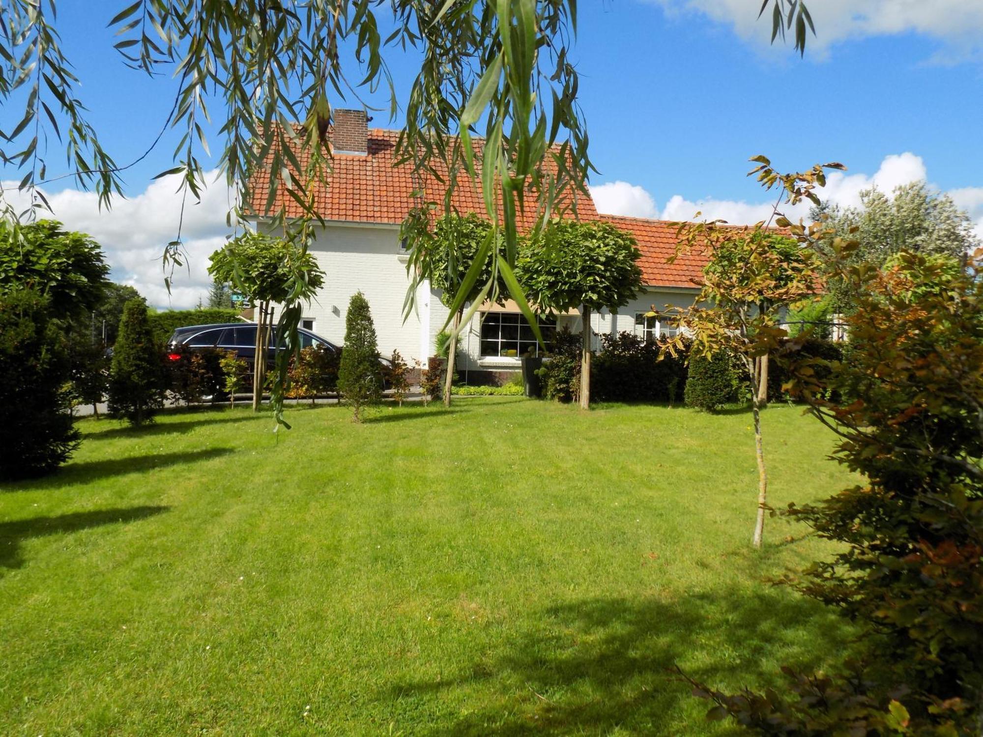 Villa Mooi Maasland Maaseik Exterior foto
