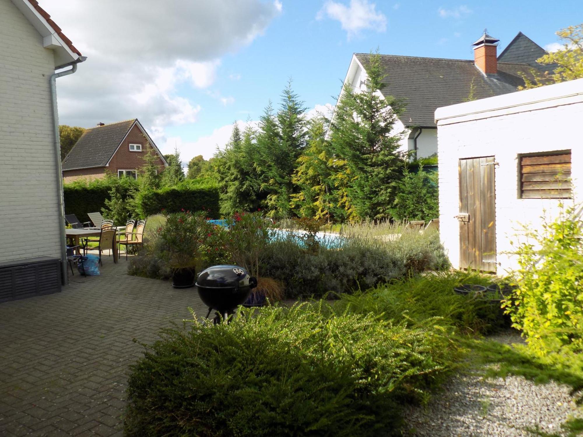 Villa Mooi Maasland Maaseik Exterior foto