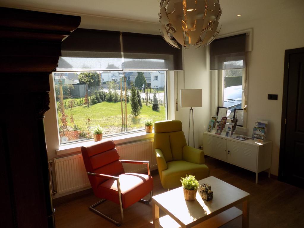 Villa Mooi Maasland Maaseik Exterior foto